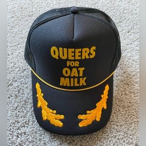 Trucker hat